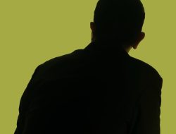 Tulus Rilis Single “Teh Hijau”, Lagu Hangat tentang Menerima Luka dan Berdamai dengan Diri Sendiri