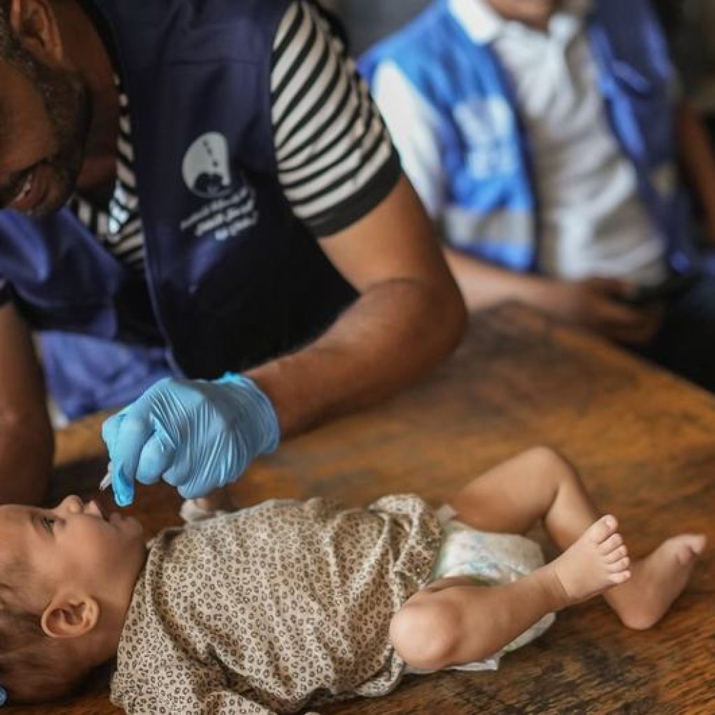 Dengan waktu yang singkat, WHO memaksimalkan pemberian vaksin polio ke anak Palestina. Foto: news.un.org